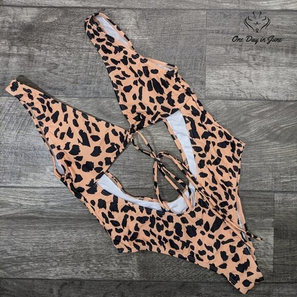 Pan Hui Sexy One Piece Swimsuit Size L - Picture 2 of 3